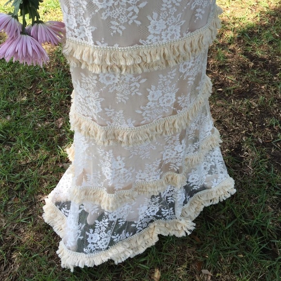 BHLDN Layered Cream Lace Wedding Gown - Picture 2 of 8